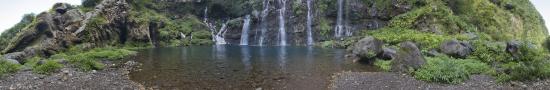 Bassin au pied des cascades de Langevin