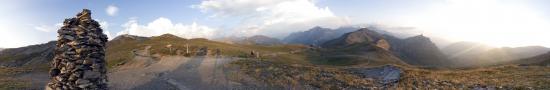 Col sans non au dessus du Refuge du col de la Croix du Bonhomme