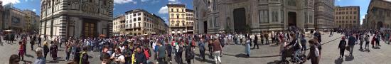 La place Duomo à Florence