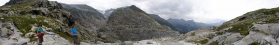 Above the Tre la Tete Glacier