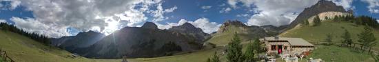 The litle lodge of Alp du Lauzet 