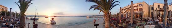 Bar on the Boumpoulinas bay in Nafplio