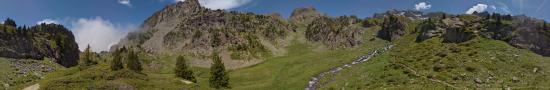 Climbing the La Pra refuge, 1946 m